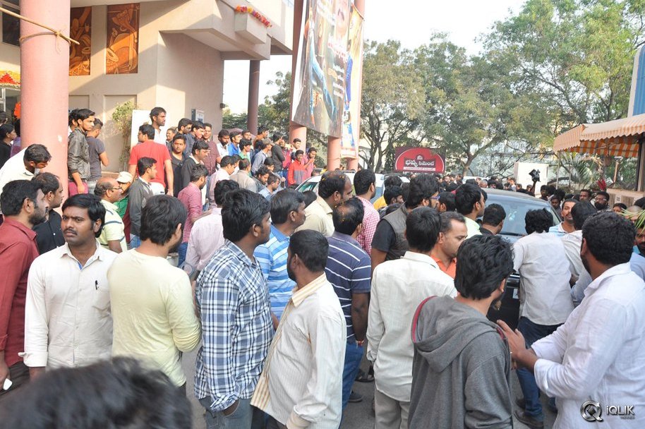 Dictator-Movie-Benefit-Show-Hungama